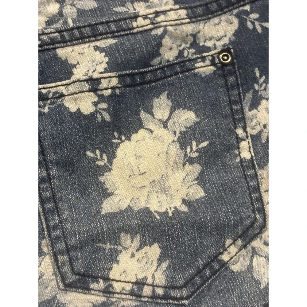 Mudd Shorts Womens 15 Floral Flowers Low Rise Denim Cut Off Boho Frayed Blue‎